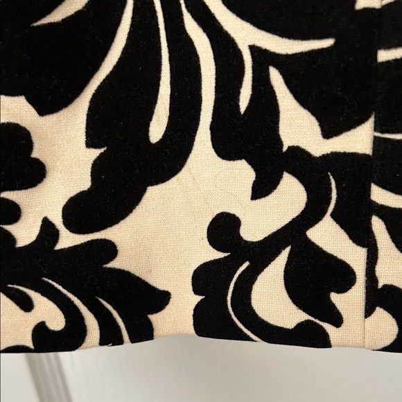 Black and Cream Patterned CeCe Mini Dress - Picture 7 of 8